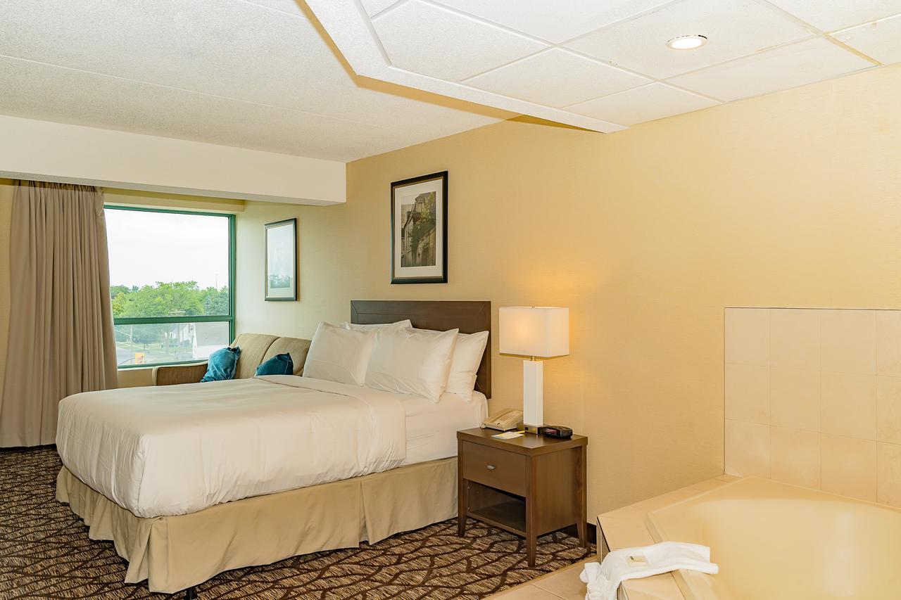 Days Inn By Wyndham Niagara Falls Lundys Lane ภายนอก รูปภาพ