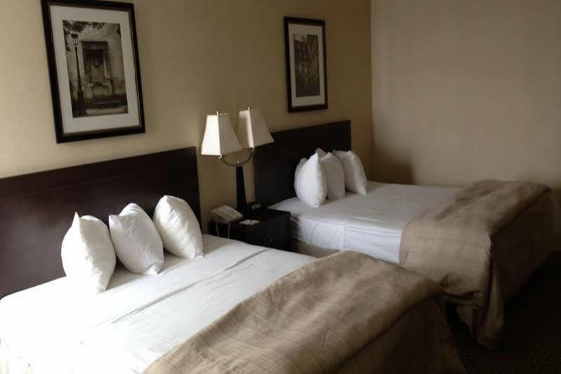 Days Inn By Wyndham Niagara Falls Lundys Lane ภายนอก รูปภาพ